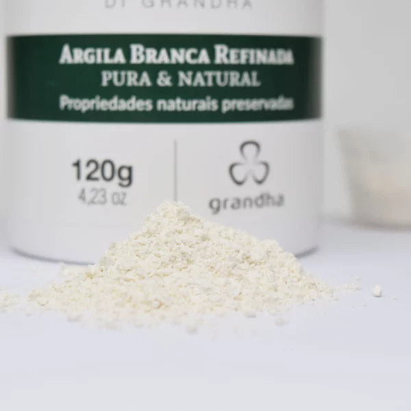 Arcilla blanca es ideal para pieles sensibles y secas, gracias a su suavidad y alto contenido en sílice