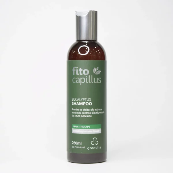 Eucalyptus Shampoo es un champú diseñado para limpiar y prevenir los efectos del estrés en el cuero cabelludo