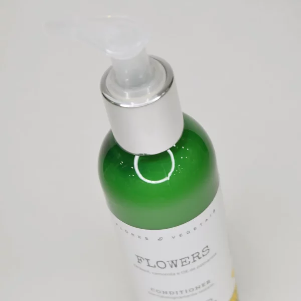 Flowers Conditioner calmante del cuero cabelludo, trata el cabello fino y delicado