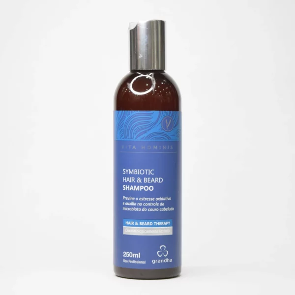Symbiotic Hair & Beard Shampoo regula la microbiota del cuero cabelludo y previene los efectos nocivos de la contaminación y el estrés oxidativo