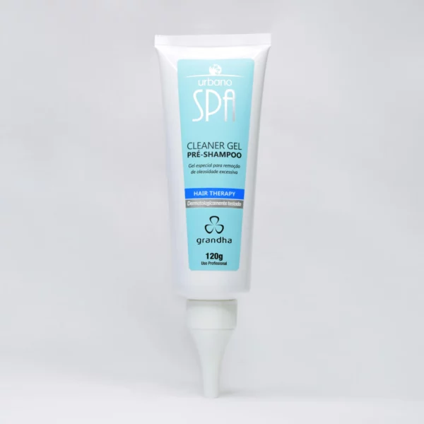 Cleaner Gel Pre-Shampoo es un gel especialmente formulado para eliminar el exceso de grasa en el cuero cabelludo